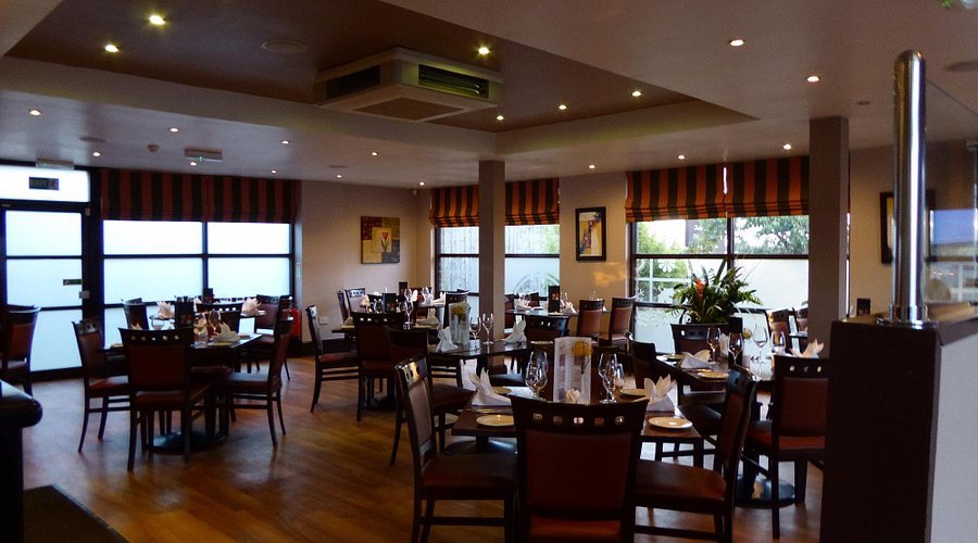 Char Mausum Indian Restaurant